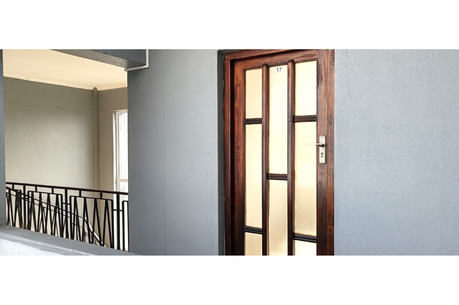 1 Bedroom Property for Sale in Heathfield Western Cape